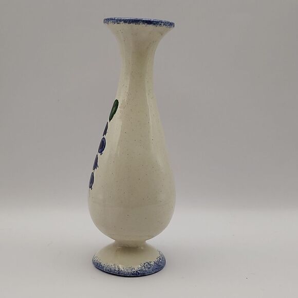 Wild Blueberry Vine Footed Pottery Bud Vase, Artist Signed - Picture 2 of 7